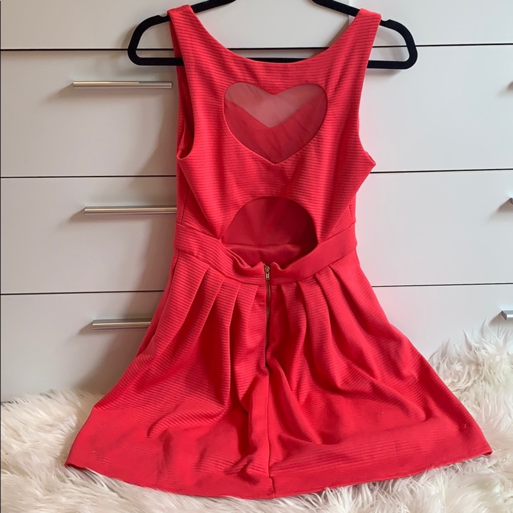 pink dress w/ mesh heart back - Picture 5 of 7